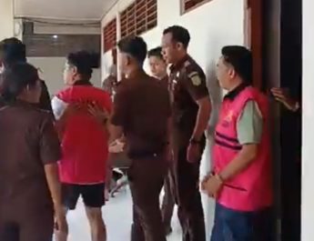 Putusan MA Turun, Kejari Sumba Barat Eksekusi Terpidana Kasus Korupsi Ring Road Kota Waikabubak